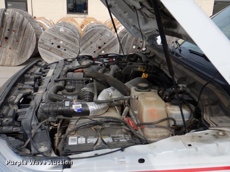 image for item IQ9462 2013 Ford F550 XL Super Duty  bucket truck