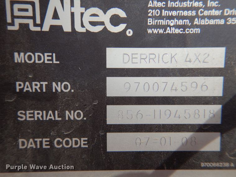 image for item IQ9466 2009 International DuraStar 4300  digger derrick truck