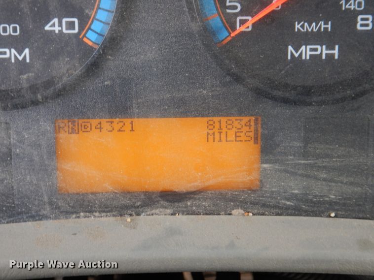 image for item IQ9466 2009 International DuraStar 4300  digger derrick truck