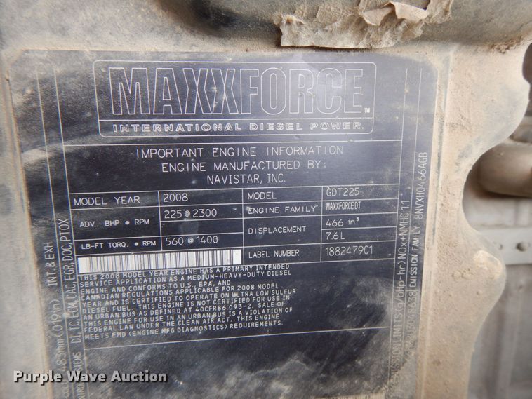 image for item IQ9466 2009 International DuraStar 4300  digger derrick truck