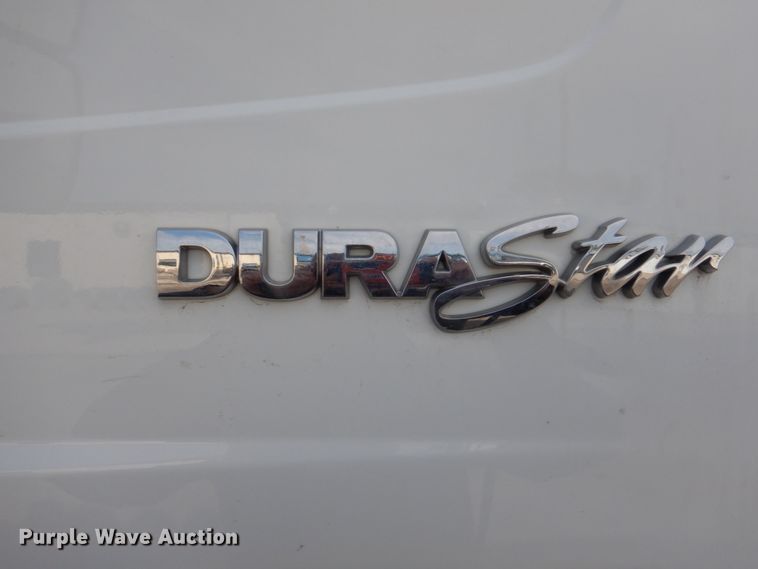 image for item IQ9466 2009 International DuraStar 4300  digger derrick truck