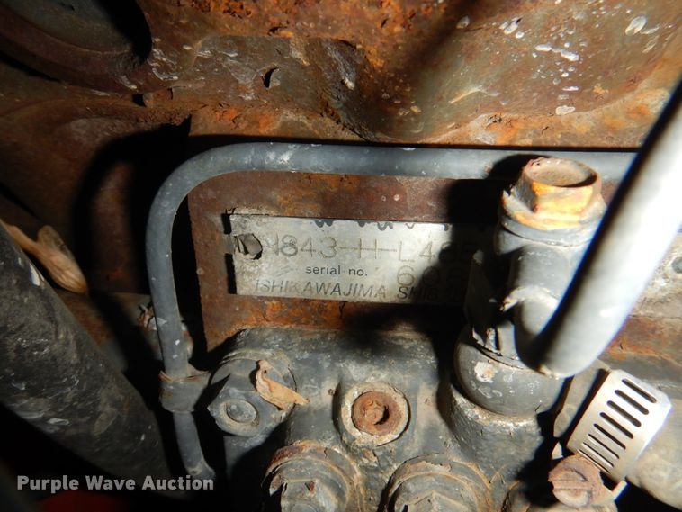 image for item IQ9480 1999 New Holland LX485  skid steer loader