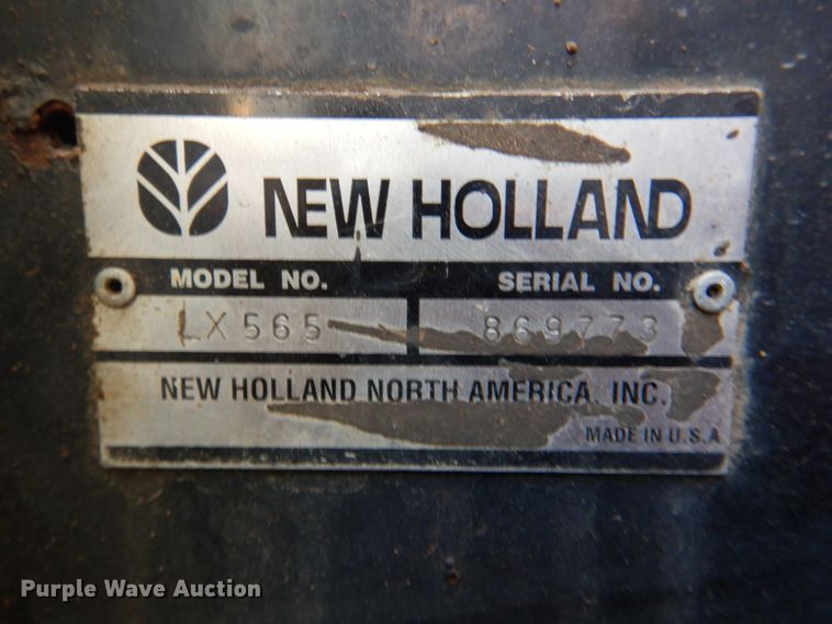 image for item IQ9481 1995 New Holland LX565  skid steer loader