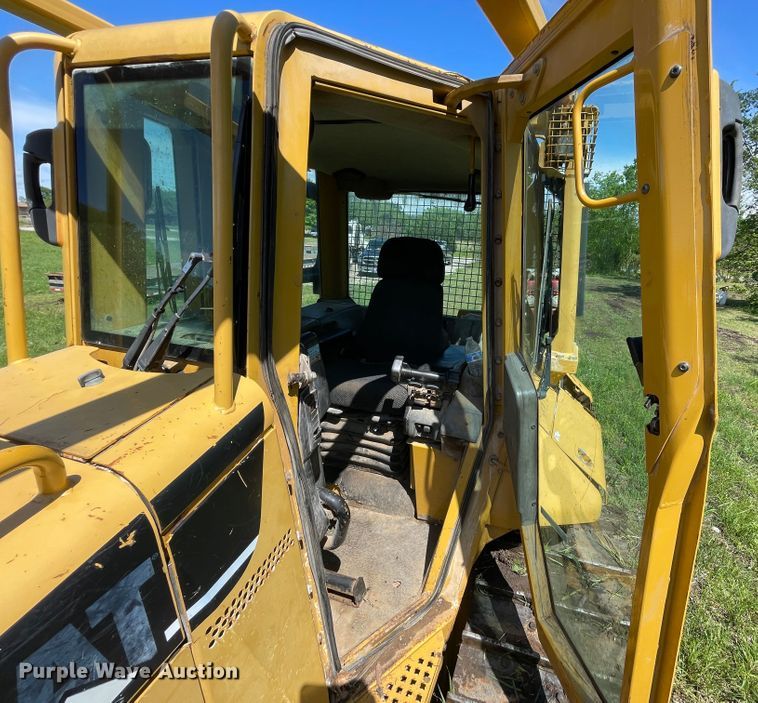 image for item IR9982 2006 Caterpillar D5N XL  dozer