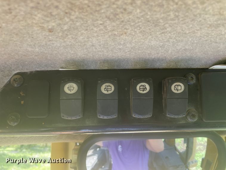 image for item IR9982 2006 Caterpillar D5N XL  dozer