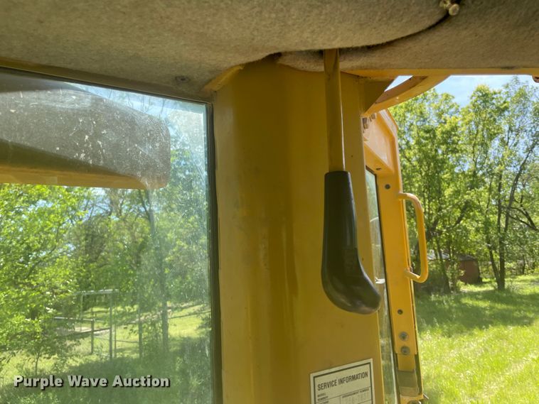 image for item IR9982 2006 Caterpillar D5N XL  dozer