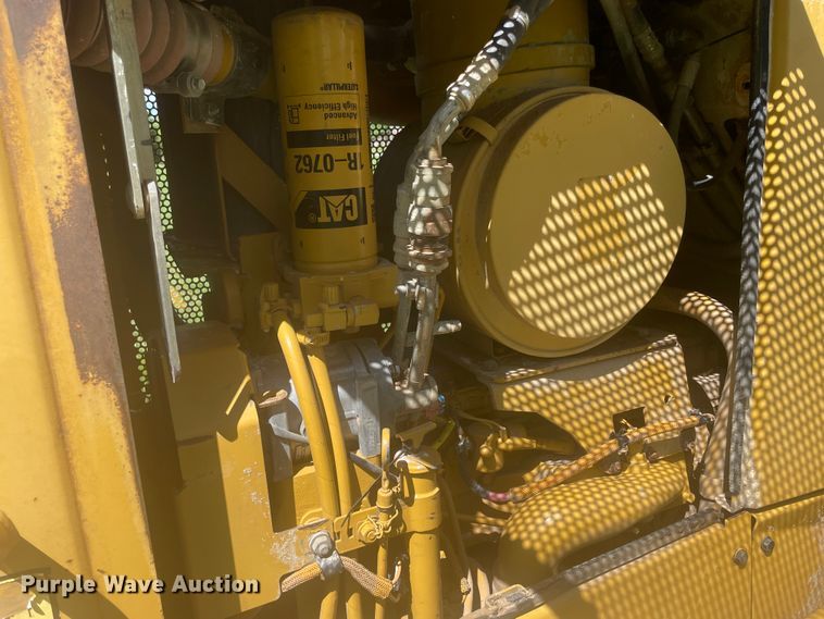 image for item IR9982 2006 Caterpillar D5N XL  dozer