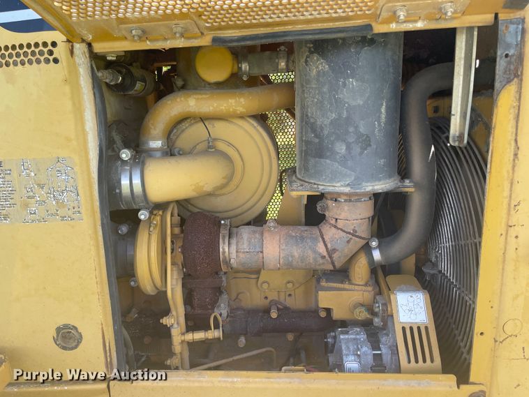 image for item IR9982 2006 Caterpillar D5N XL  dozer