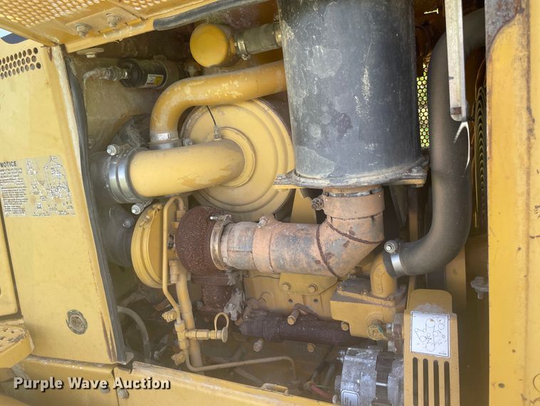 image for item IR9982 2006 Caterpillar D5N XL  dozer