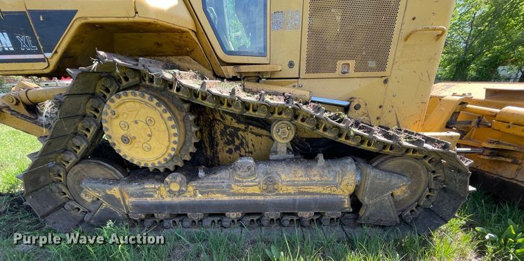 image for item IR9982 2006 Caterpillar D5N XL  dozer