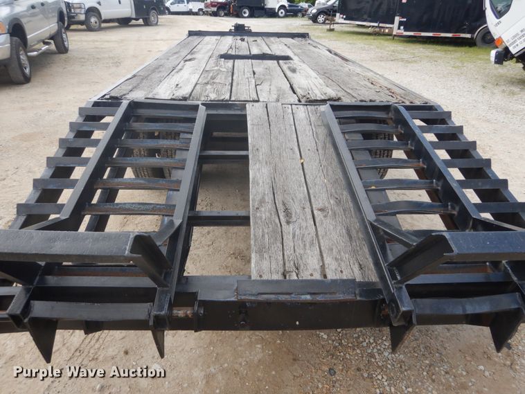 image for item IT9055 1994 Cronkhite  equipment trailer