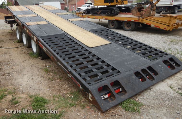 image for item IT9061 2009 Interstate 50TDL  tilt deck equipment trailer