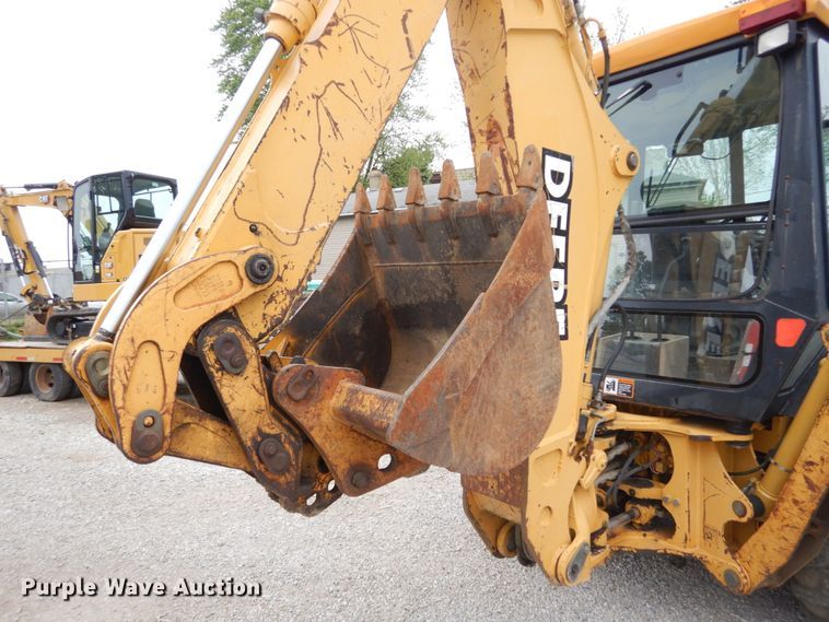 image for item IT9062 1998 John Deere 310E  backhoe