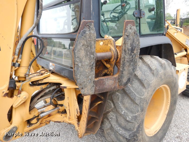 image for item IT9062 1998 John Deere 310E  backhoe