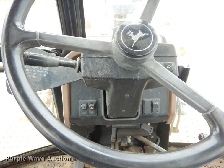 image for item IT9062 1998 John Deere 310E  backhoe