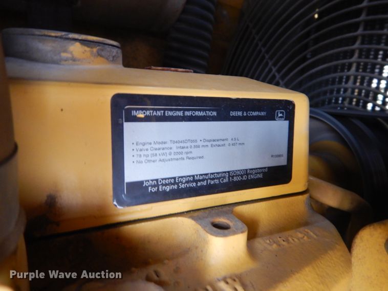 image for item IT9062 1998 John Deere 310E  backhoe