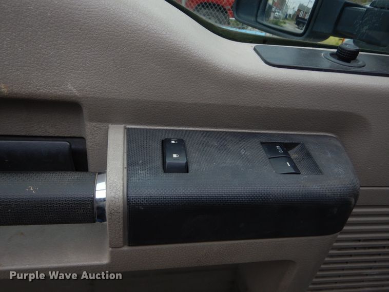 image for item IT9063 2008 Ford F550 XL  dump truck