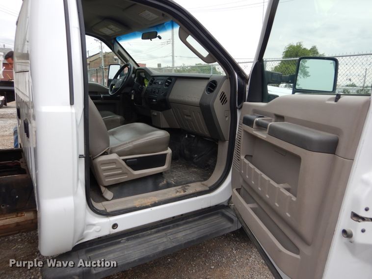 image for item IT9063 2008 Ford F550 XL  dump truck