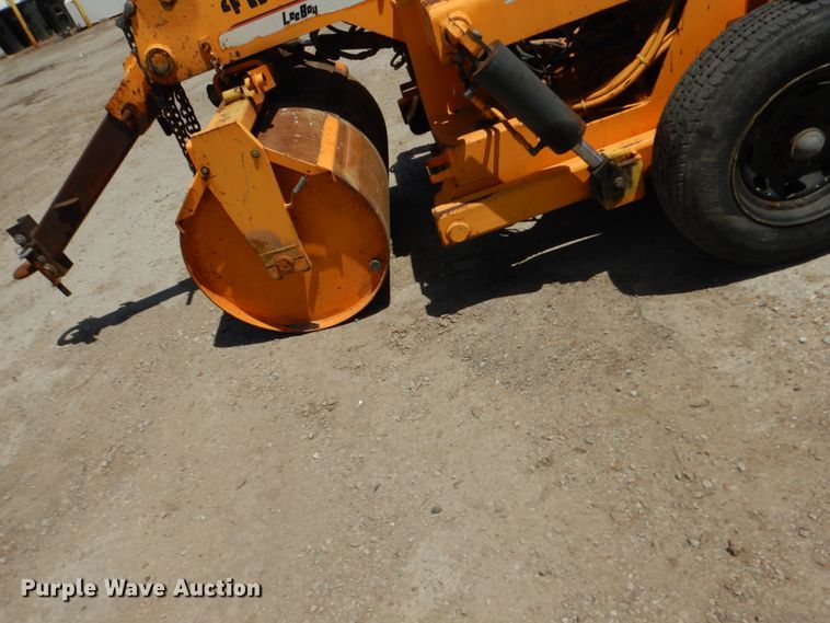 image for item IT9068 2004 Volvo L70E  wheel loader