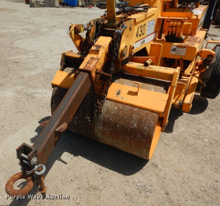 image for item IT9069 LeeBoy 400 Super  double drum vibratory roller