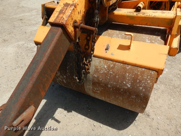 image for item IT9069 LeeBoy 400 Super  double drum vibratory roller