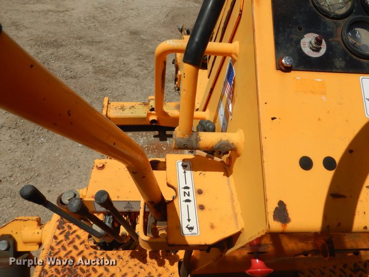 image for item IT9069 LeeBoy 400 Super  double drum vibratory roller