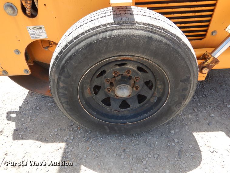 image for item IT9069 LeeBoy 400 Super  double drum vibratory roller