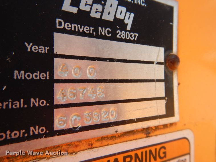 image for item IT9069 LeeBoy 400 Super  double drum vibratory roller