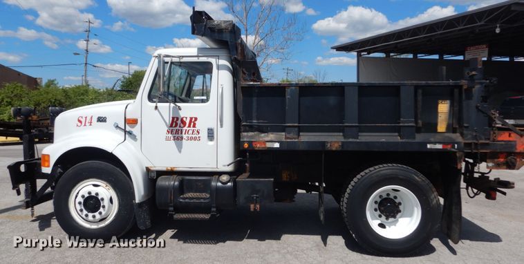 image for item IT9073 1997 International 4700  dump truck