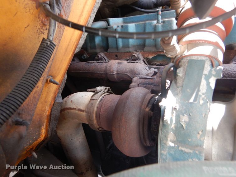 image for item IT9073 1997 International 4700  dump truck