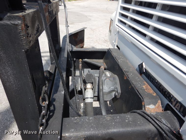 image for item IT9073 1997 International 4700  dump truck