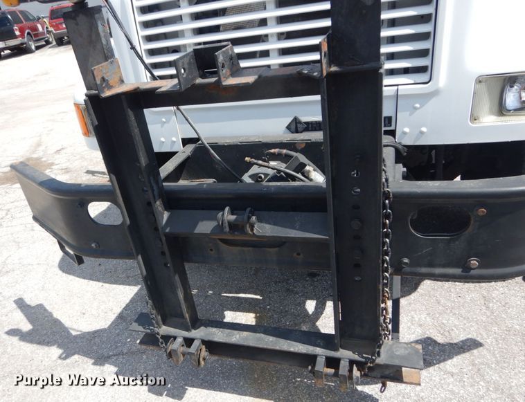 image for item IT9073 1997 International 4700  dump truck