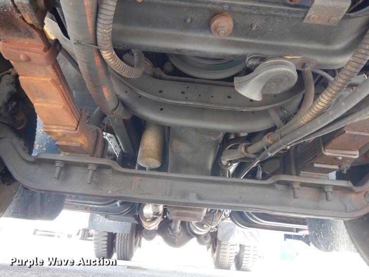 image for item IT9073 1997 International 4700  dump truck