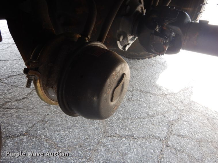 image for item IT9073 1997 International 4700  dump truck