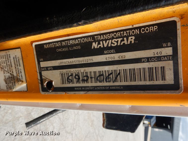 image for item IT9073 1997 International 4700  dump truck