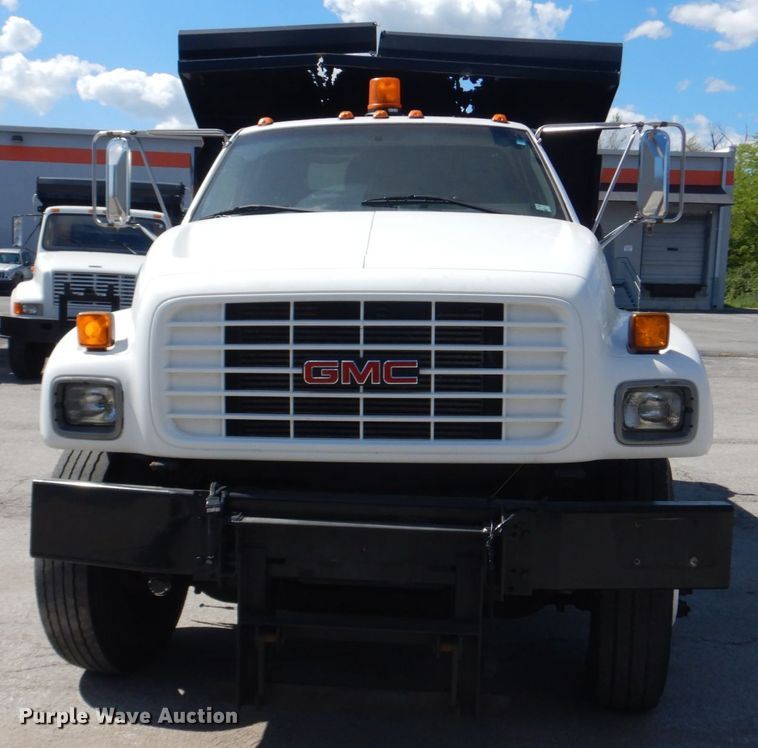 image for item IT9074 1997 GMC C7500  dump truck