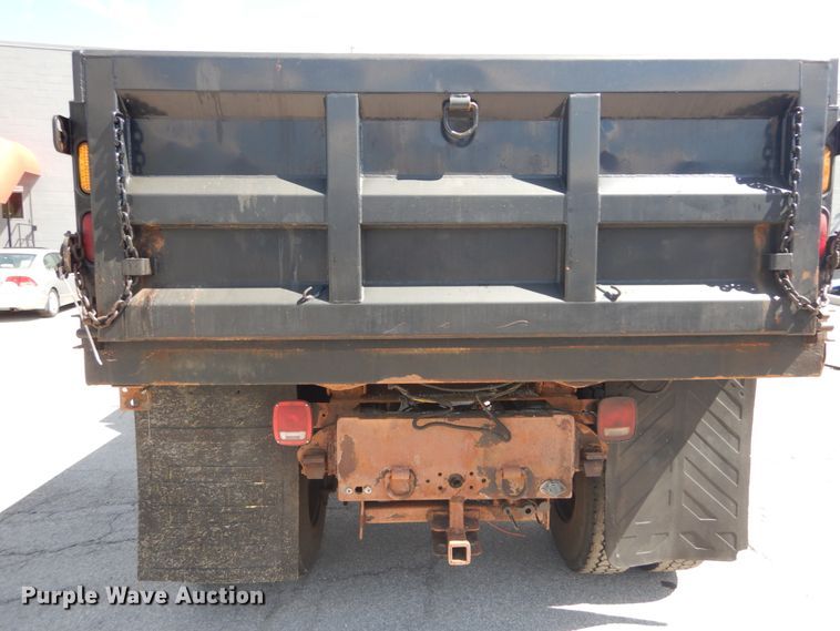 image for item IT9074 1997 GMC C7500  dump truck