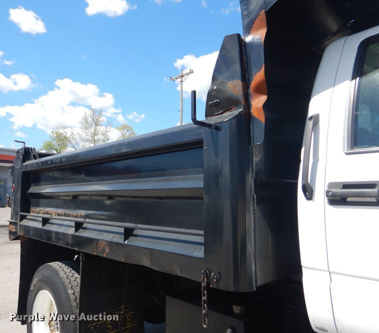 image for item IT9074 1997 GMC C7500  dump truck