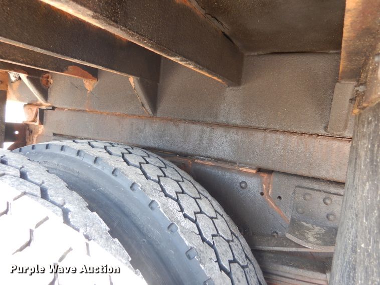 image for item IT9074 1997 GMC C7500  dump truck