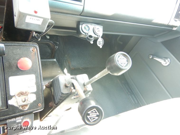 image for item IT9074 1997 GMC C7500  dump truck