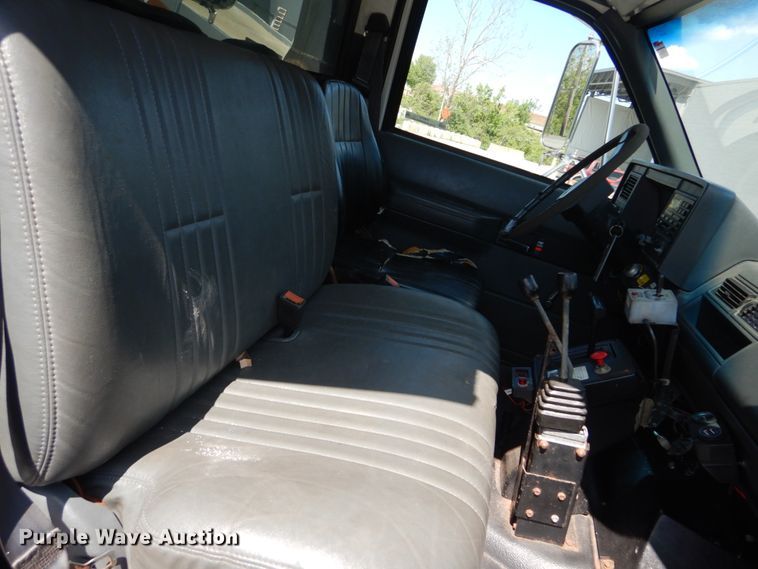 image for item IT9074 1997 GMC C7500  dump truck