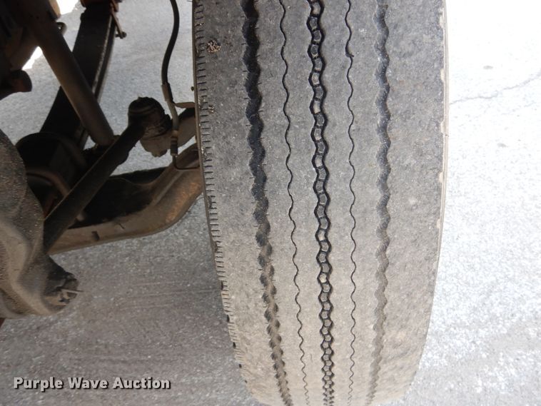 image for item IT9074 1997 GMC C7500  dump truck