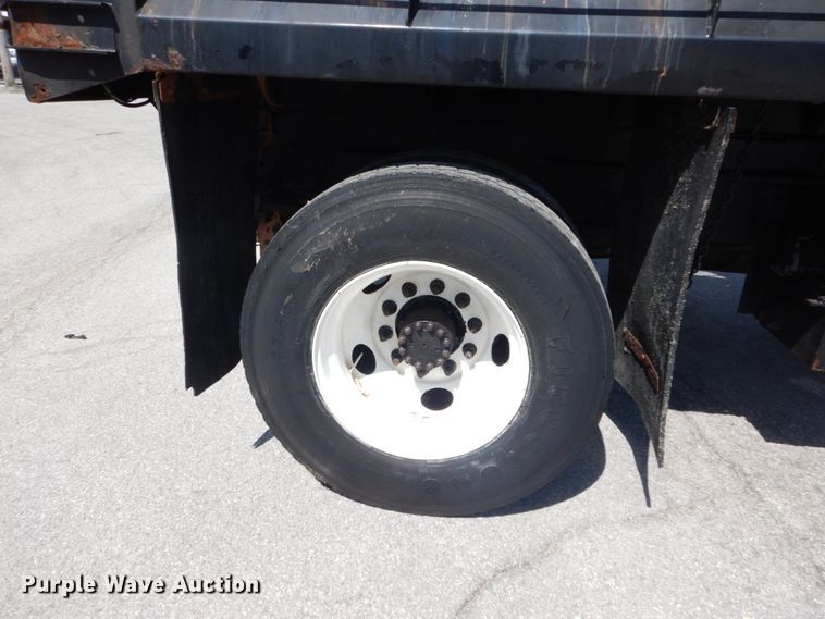 image for item IT9074 1997 GMC C7500  dump truck