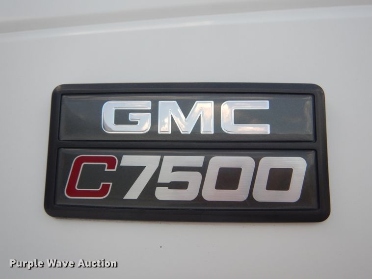 image for item IT9074 1997 GMC C7500  dump truck