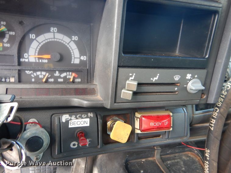 image for item IT9075 1998 GMC C8500  dump truck