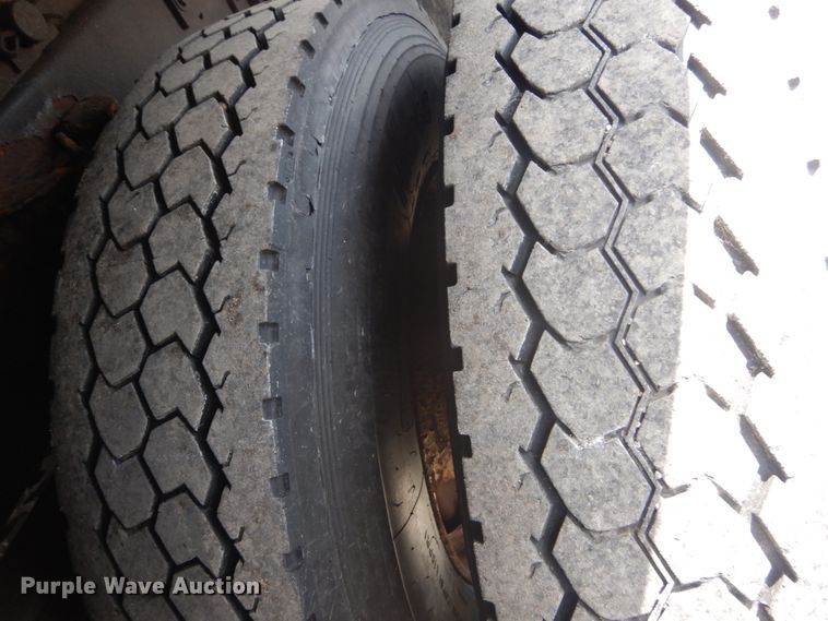 image for item IT9075 1998 GMC C8500  dump truck