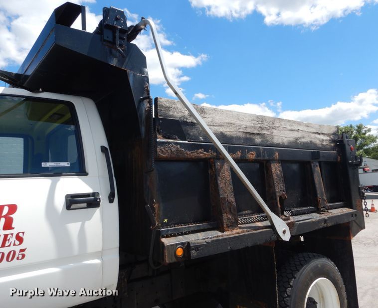 image for item IT9076 1997 Chevrolet C6500  dump truck