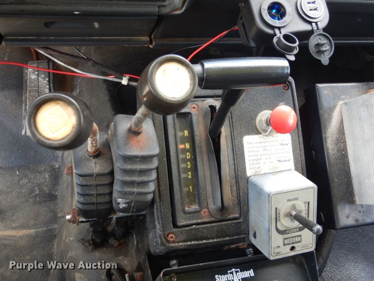 image for item IT9076 1997 Chevrolet C6500  dump truck