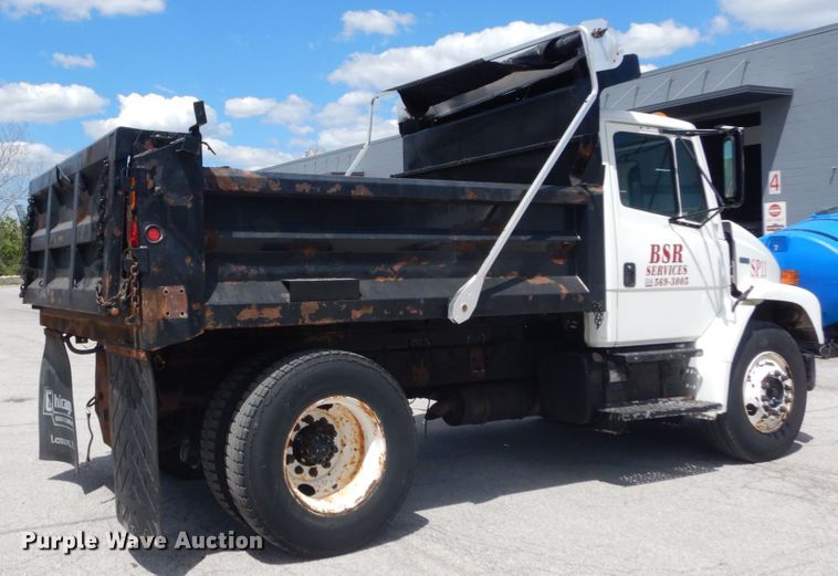 image for item IT9077 1996 Freightliner FL70  dump truck