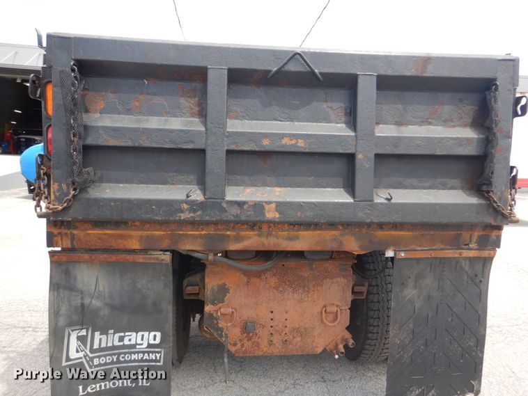 image for item IT9077 1996 Freightliner FL70  dump truck